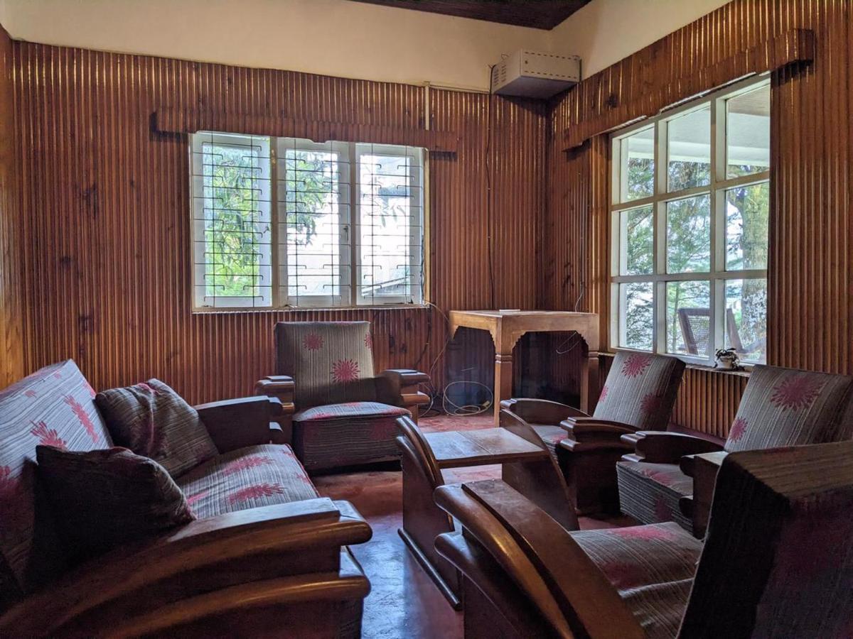 Chilly Croc Hostel Нувара-Елія Екстер'єр фото